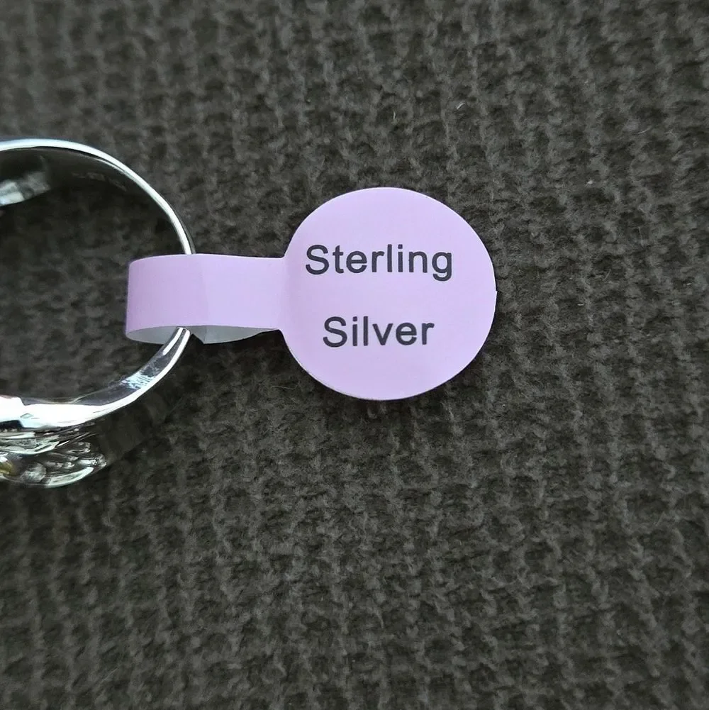 Silver🤍 Textured Statement Ring💍 - NWT